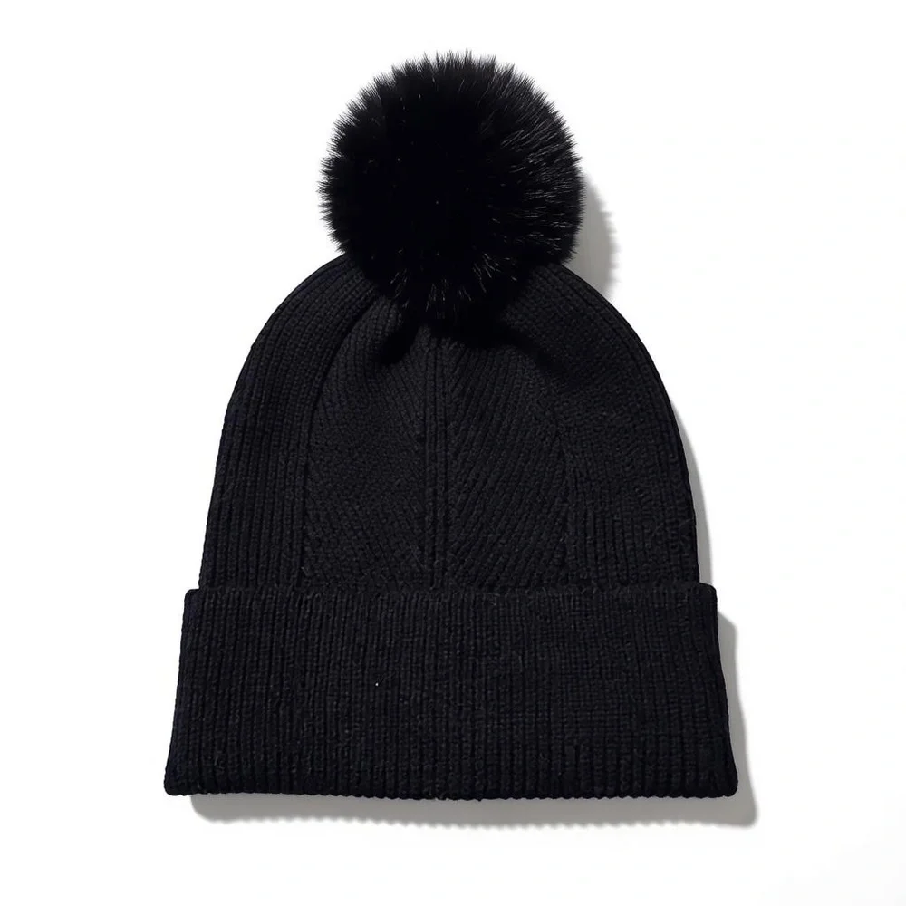 NWT‎ On 34th Women’s Multi Stitch Faux Fur Pom Pom Beanie